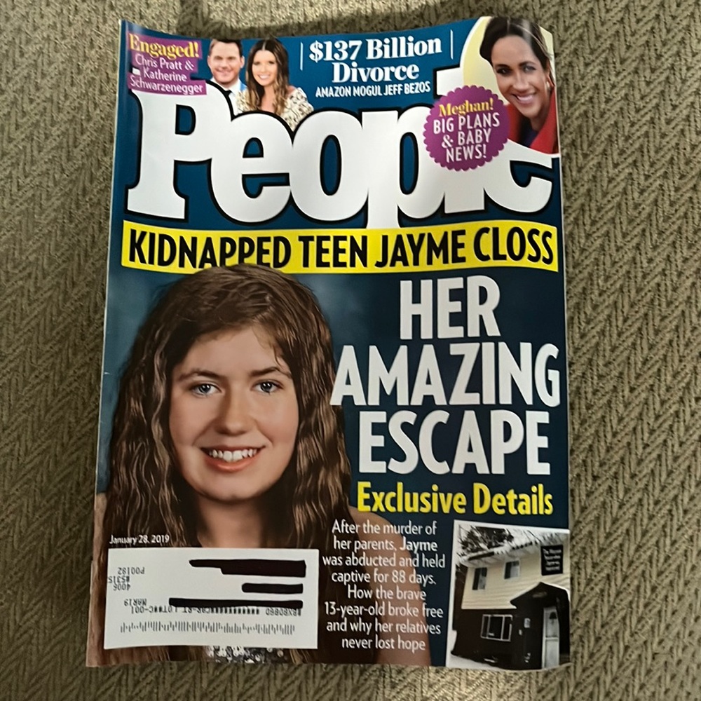 PEOPLE MAGAZINE January 28, 2019 JAYME CLOSS ESCAPES Amazon Jeff Bezos Divorce
